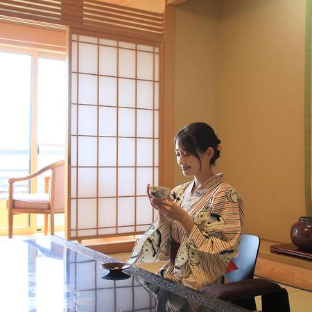 Ryokan Biyunoyado Яманучи Екстериор снимка